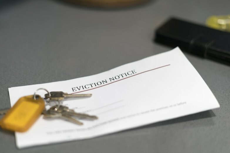 How to Evict a Tenant Quickly in California